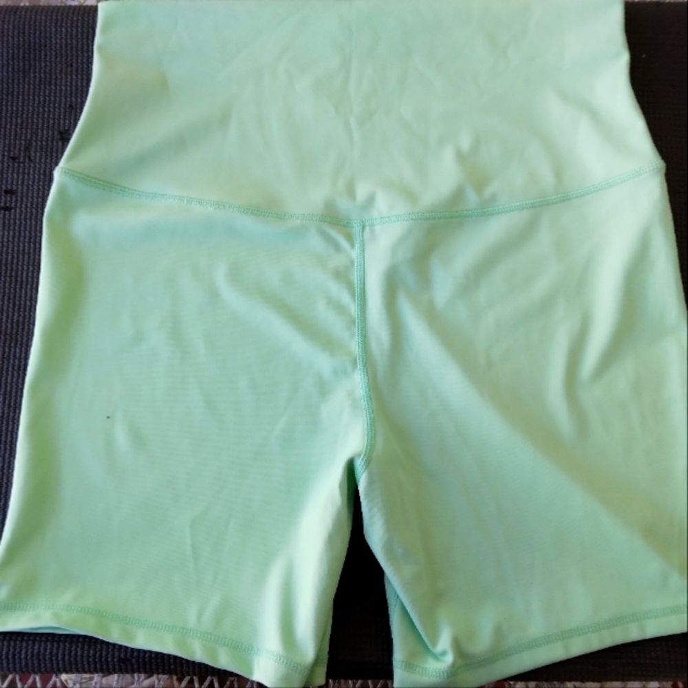 (Size Medium) Biker Nfinity Flex Shorts * Brand new - Picture 2 of 3